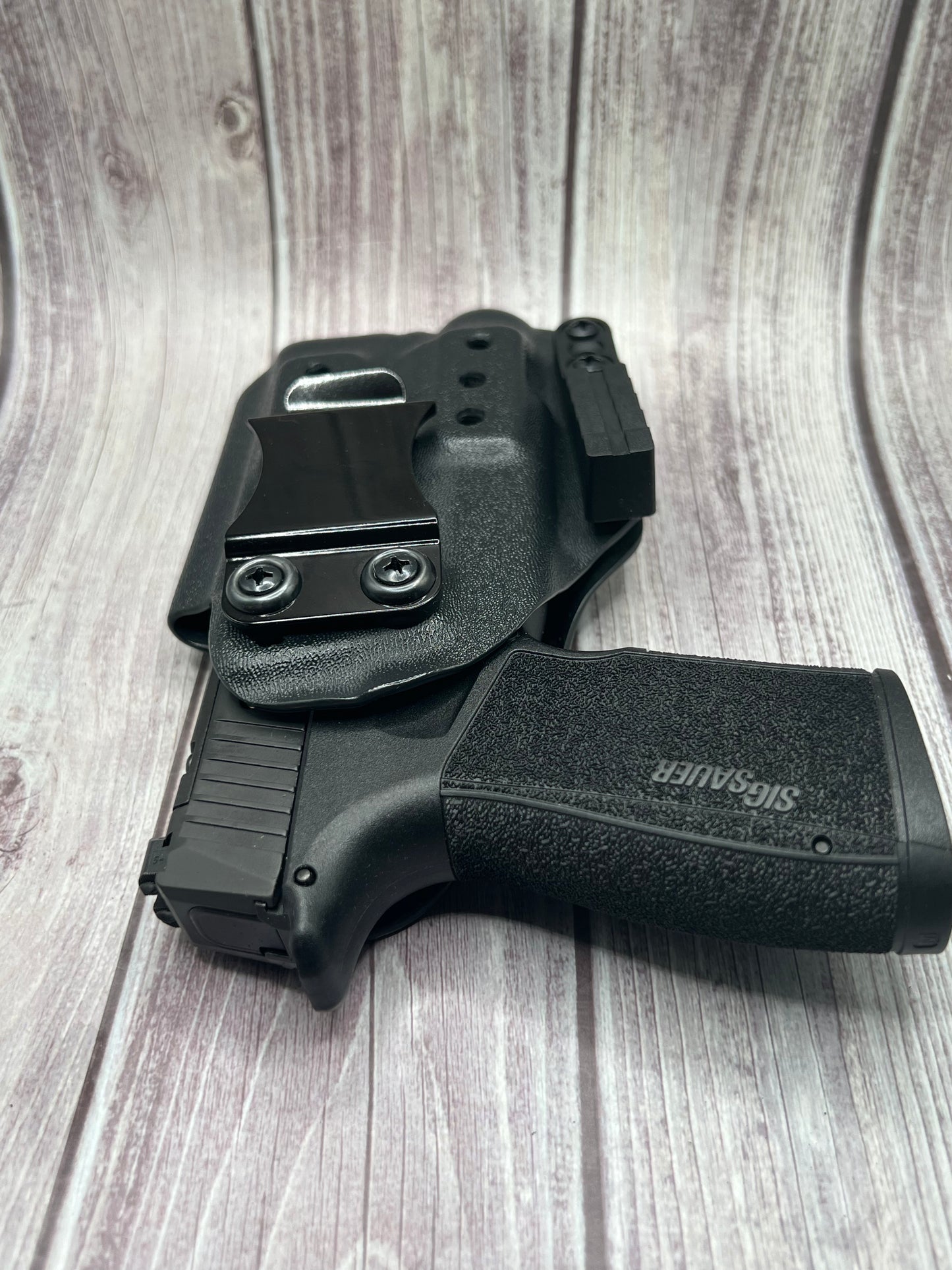 Light bearing IWB Holster for Sig sauer P365 X Macro Pistol