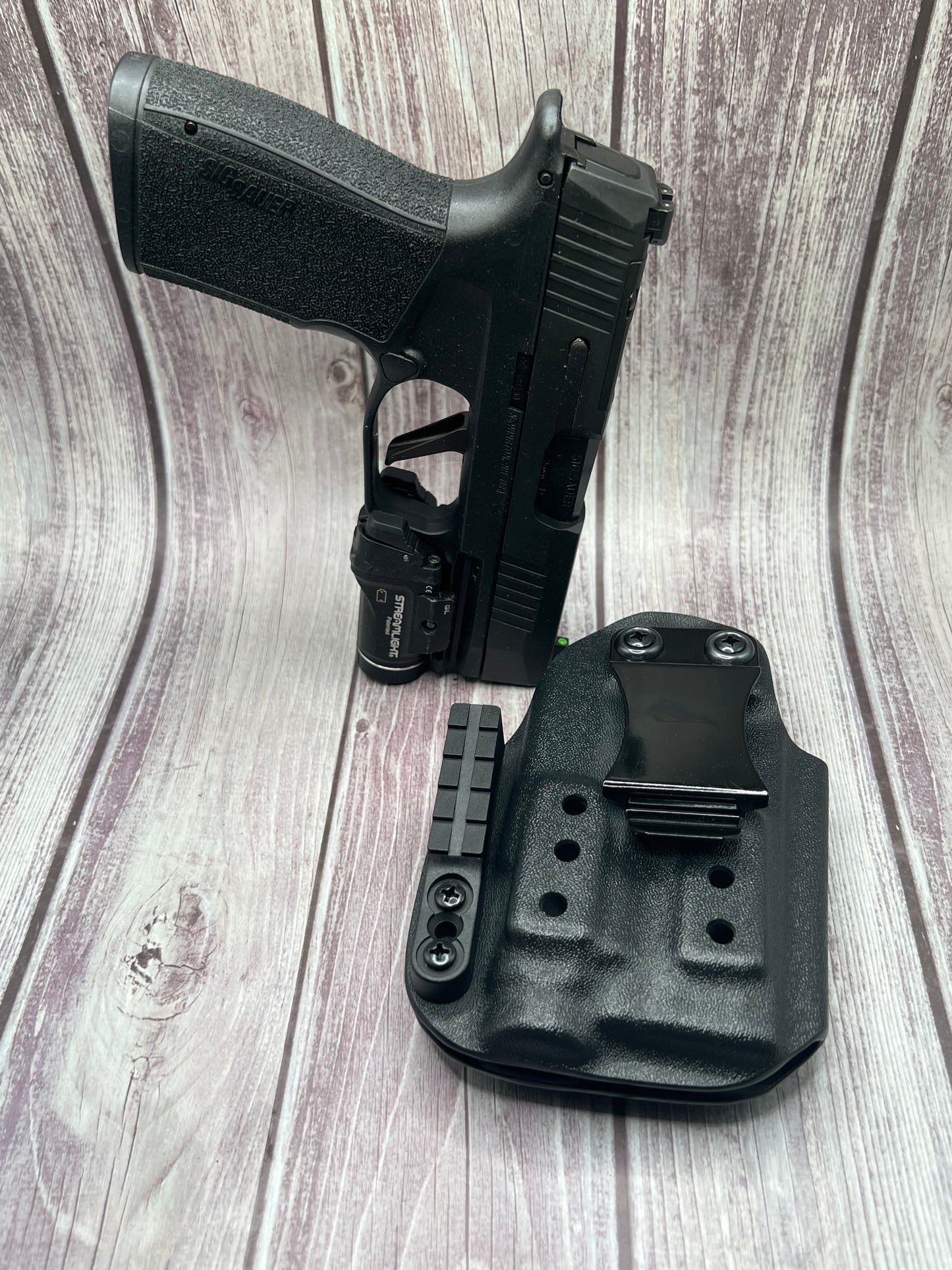 Light bearing IWB Holster for Sig sauer P365 X Macro Pistol