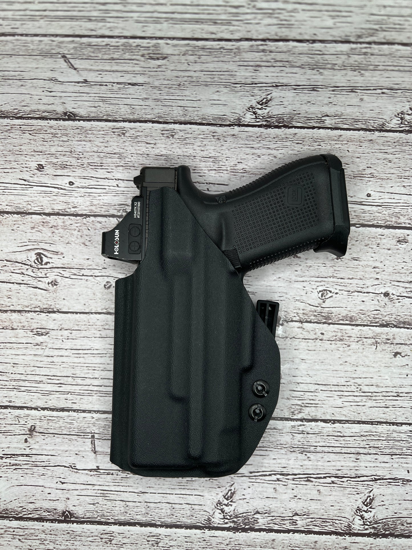 Light Bearing IWB Holster for Glock 19/19X/45 Pistol. Inforce APLc