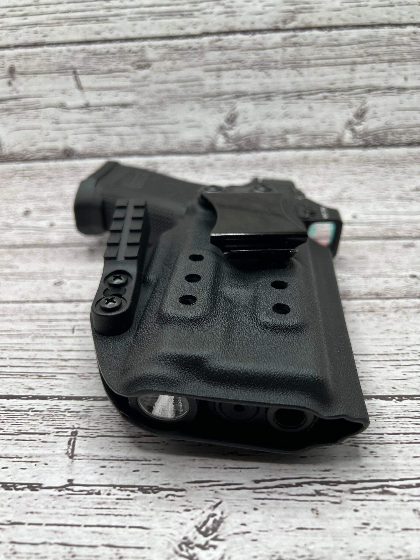 Light Bearing IWB Holster for Glock 19/19X/45 Pistol. Inforce APLc