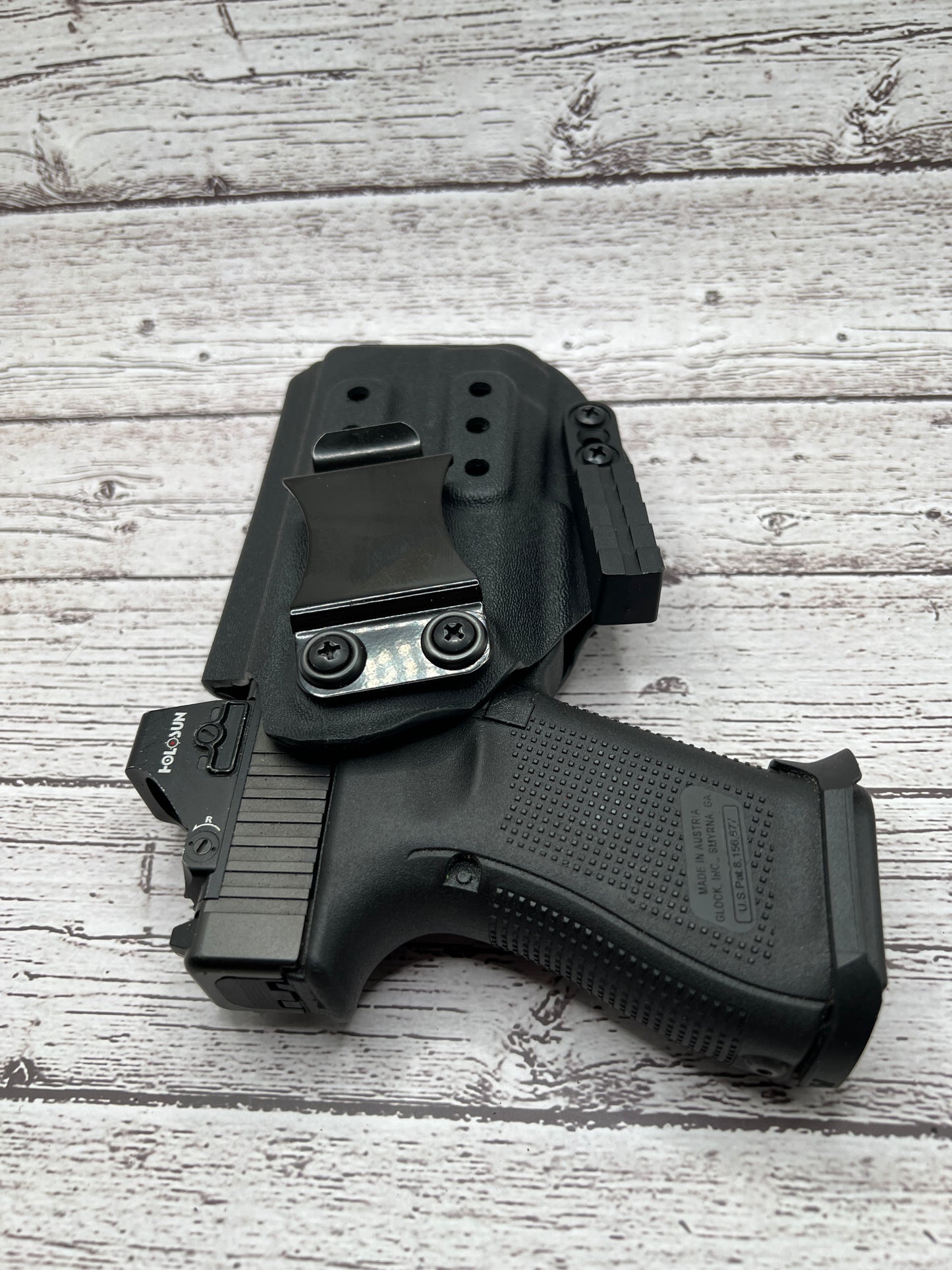 Light Bearing IWB Holster for Glock 19/19X/45 Pistol. Inforce APLc