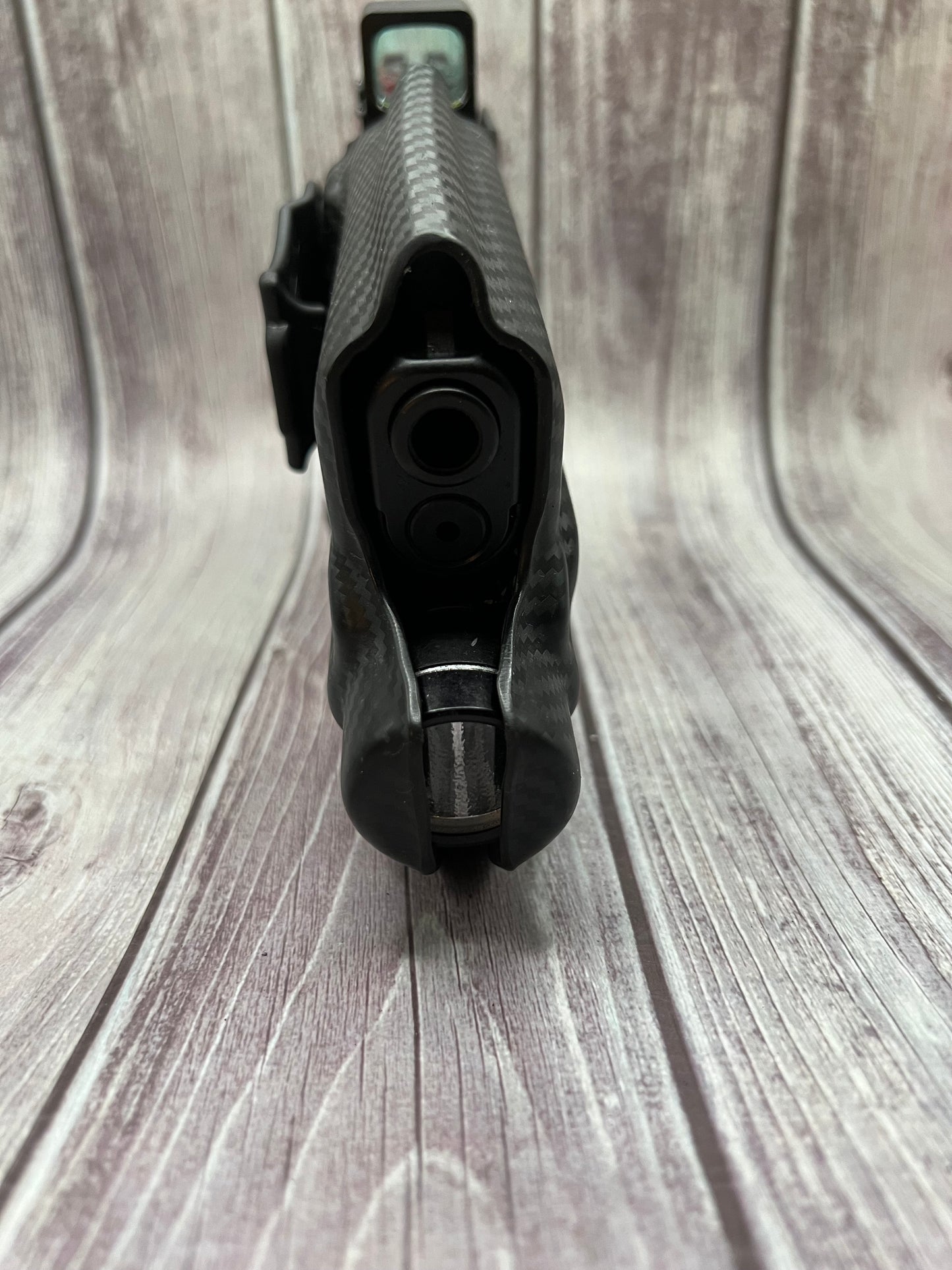 Light Bearing IWB Holster for Glock 19/19X/45 Pistol.