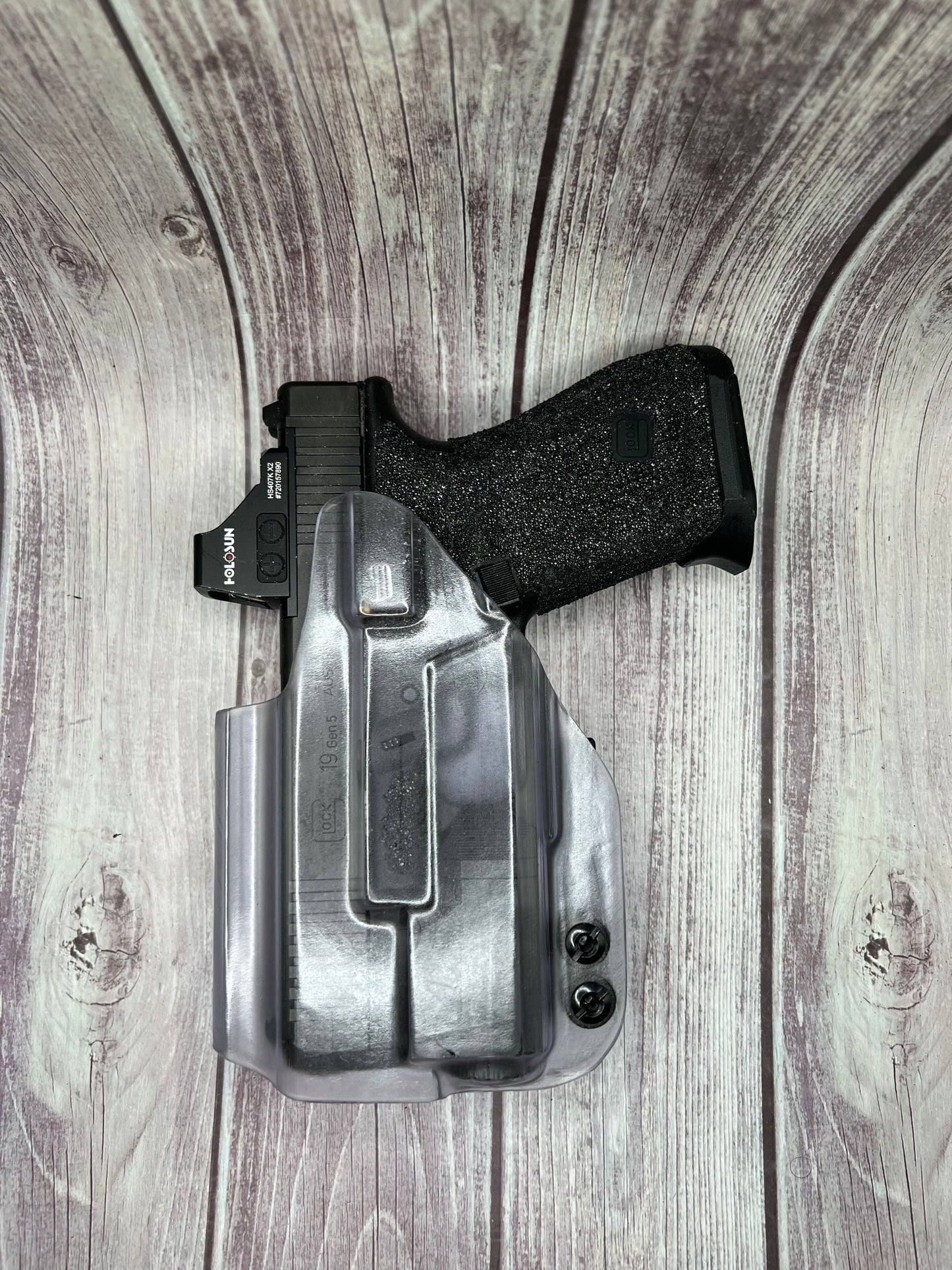 Light Bearing IWB Holster for Glock 19/19X/45 Pistol.